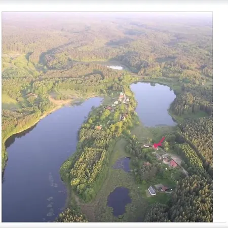 Dom Na Grobli Dluzki