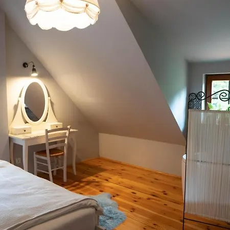 Vakantiehuis Dom Na Grobli Dluzki