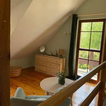 Dom Na Grobli Dluzki