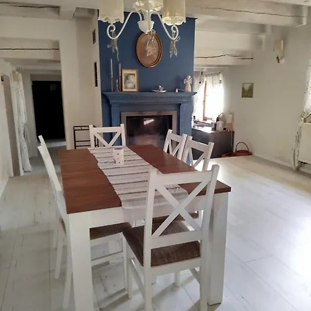 Dom Na Grobli Dluzki